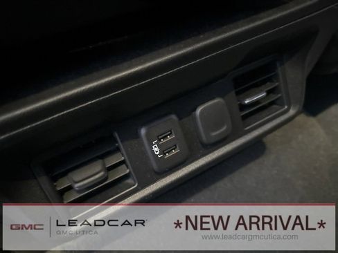 Used 2021 GMC Sierra 1500 SLE w/ Preferred Package image 18