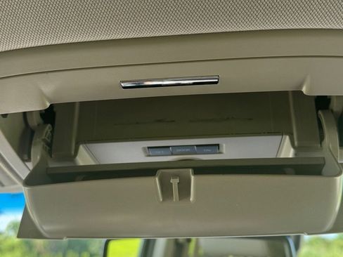 Used 2019 Chevrolet Tahoe Premier image 26