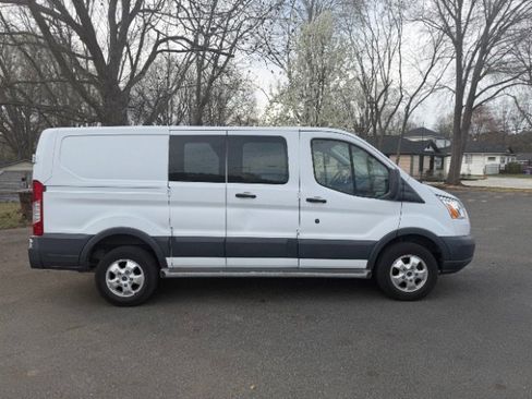 Used 2018 Ford Transit 250 130 Low Roof w/ Exterior Upgrade Package image 17