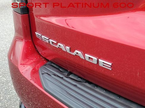 Used 2023 Cadillac Escalade Sport Platinum AWD/4WD image 6