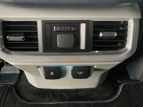 Used 2023 Ford F150 Limited image 49