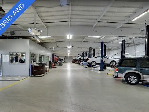 Used 2022 Toyota RAV4 LE image 33