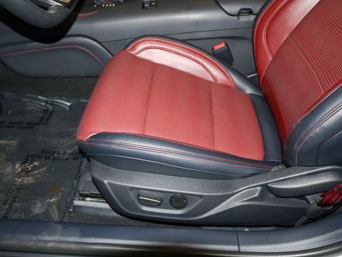Used 2024 Ford Mustang GT Premium RWD image 15