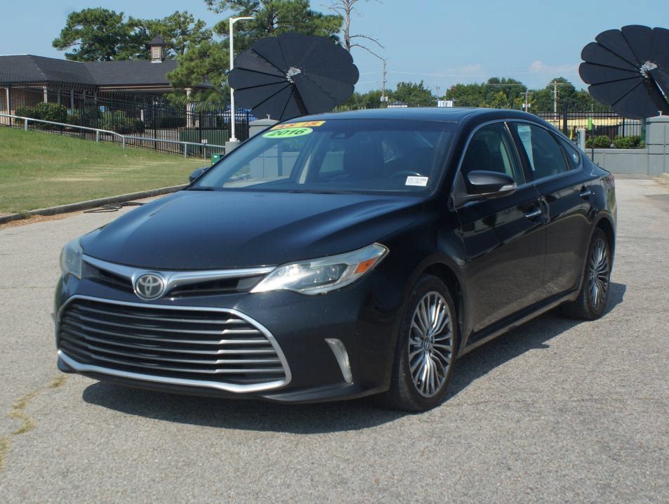 Used 2016 Toyota Avalon Limited FWD image 16