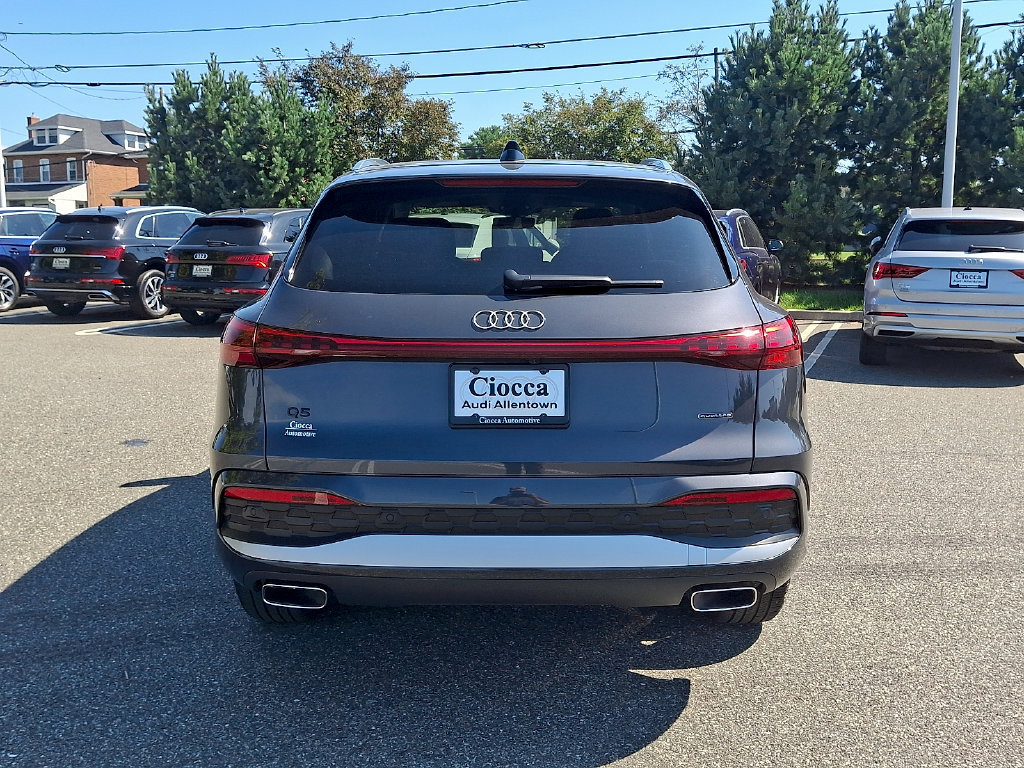 Used 2025 Audi Q5 Premium Plus w/ Premium Plus AWD/4WD image 8