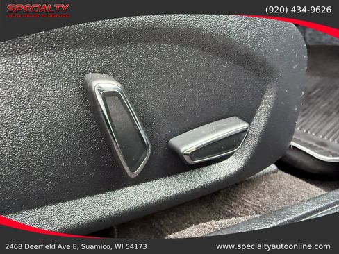 Used 2020 Ford Fusion SE image 23