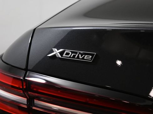 Used 2026 BMW 530i xDrive AWD/4WD image 39