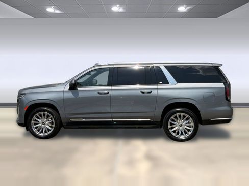 Used 2022 Cadillac Escalade ESV Premium Luxury RWD image 23