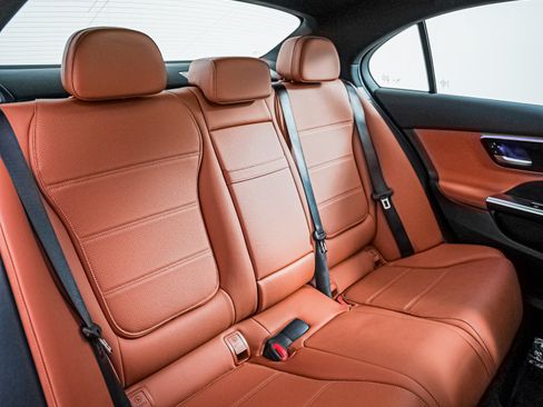 Certified 2026 Mercedes-Benz C 300 4MATIC Sedan image 10