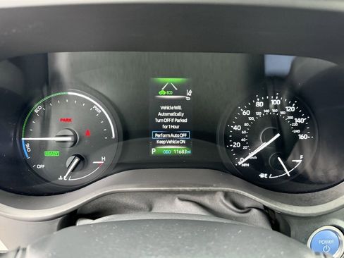 Certified 2023 Toyota Sienna XLE image 33