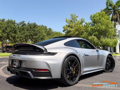 Used 2025 Porsche 911 Carrera 4 GTS AWD/4WD image 55