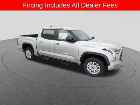 New 2026 Toyota Tundra SR5 AWD/4WD image 12