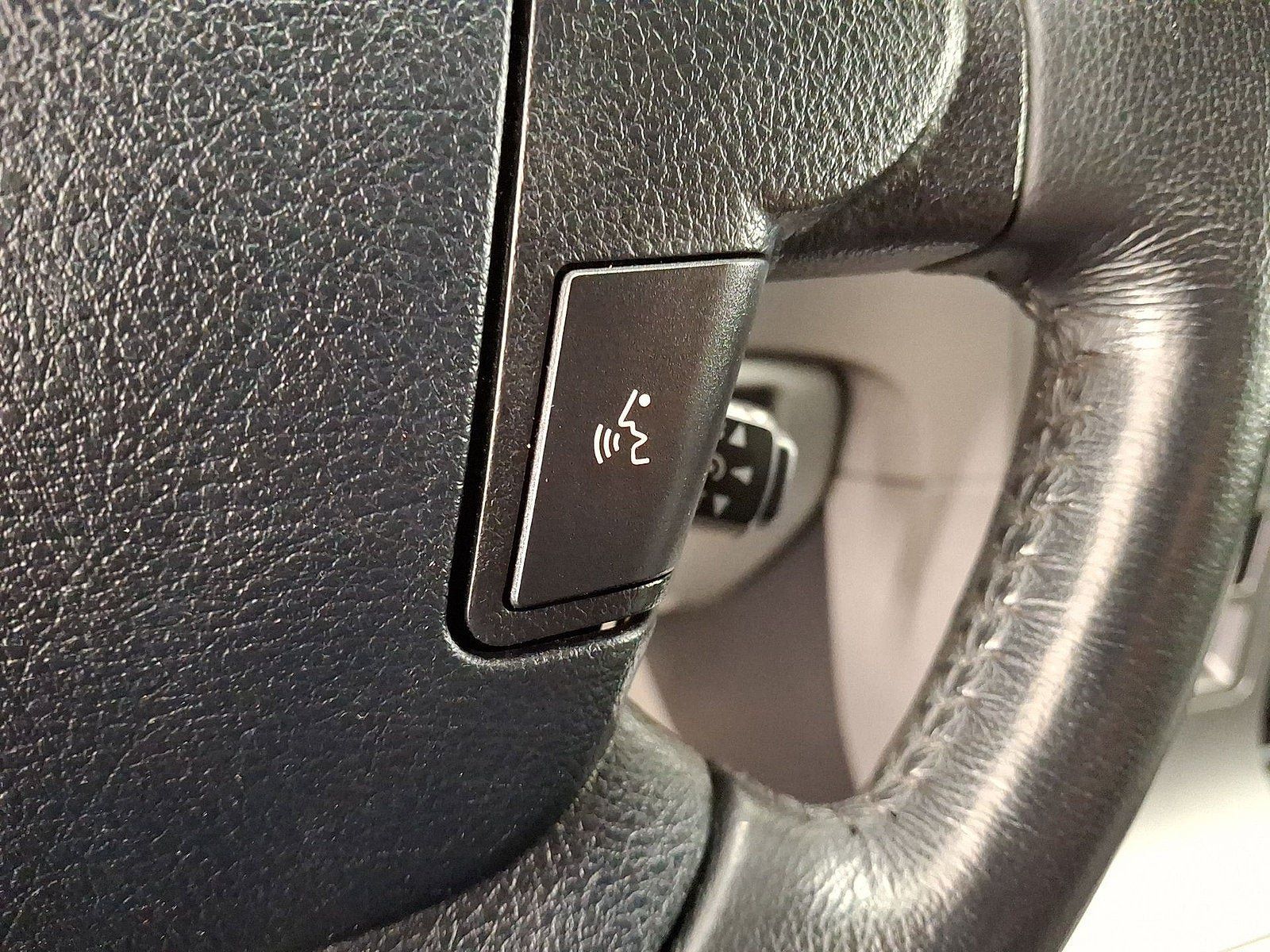 Used 2011 Toyota Tundra Limited w/ TRD Off-Road Pkg AWD/4WD image 9
