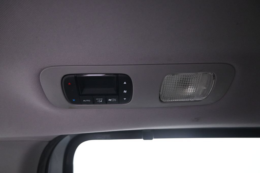Used 2018 Honda Odyssey EX-L image 24