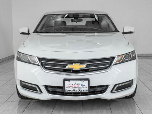 Used 2018 Chevrolet Impala LT image 3