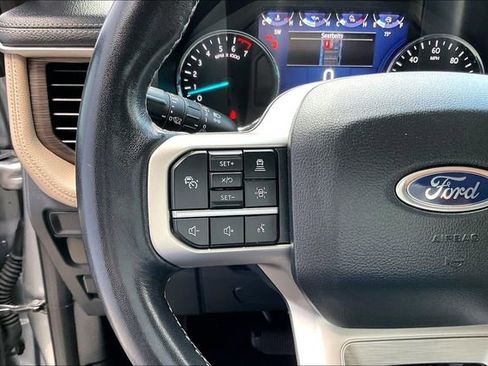 Used 2024 Ford Expedition Max Limited AWD/4WD image 18