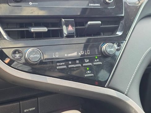 Used 2024 Toyota Camry SE FWD image 24