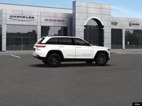 New 2026 Jeep Grand Cherokee Altitude AWD/4WD image 15