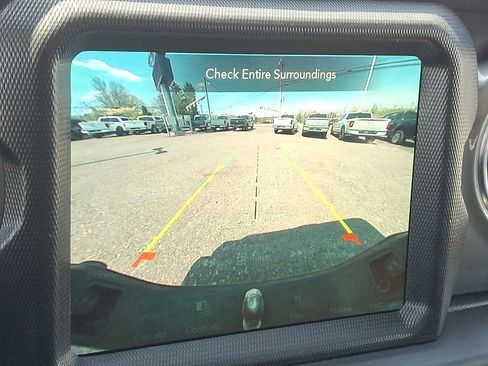 Used 2023 Jeep Gladiator Overland AWD/4WD image 19