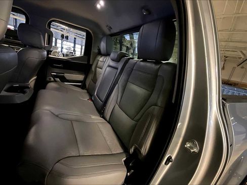 Used 2022 Toyota Tundra Limited image 38