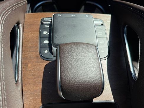 Used 2021 Mercedes-Benz GLE 350 image 31