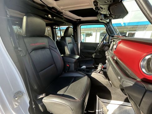 Used 2019 Jeep Wrangler Unlimited Rubicon image 23