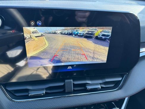 New 2026 Chevrolet Equinox RS w/ LPO, Floor Liner Package image 16