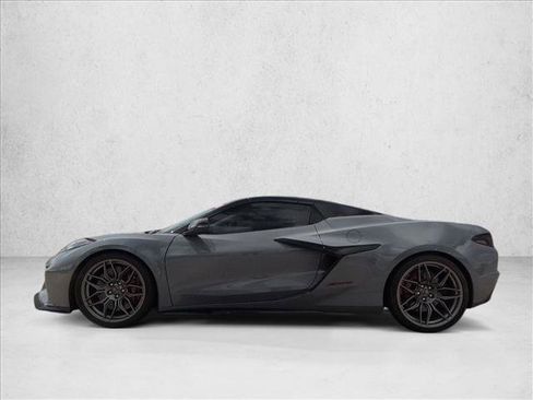Used 2024 Chevrolet Corvette Z06 w/ Chrome Exterior Badge Package RWD image 8