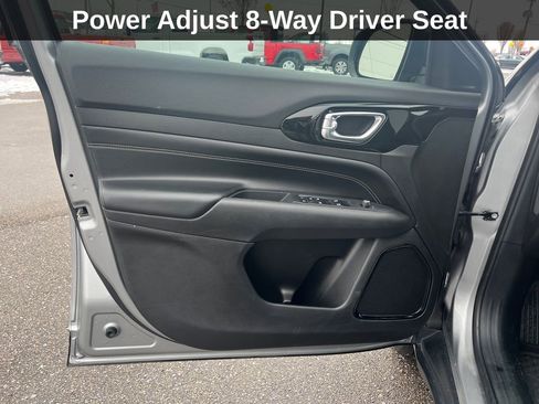 Used 2022 Jeep Compass Altitude w/ Convenience Group image 13