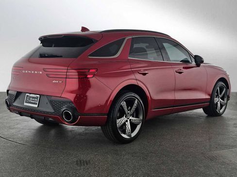 Used 2025 Genesis GV70 3.5T Sport w/ Sport Prestige Package image 4