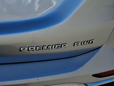 Used 2019 Chevrolet Equinox Premier image 31