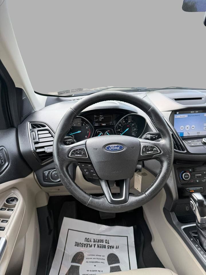 Used 2018 Ford Escape SEL AWD/4WD image 25
