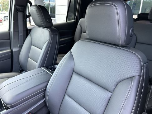 New 2026 Chevrolet Traverse LT w/ Sun and Wheel Package image 20