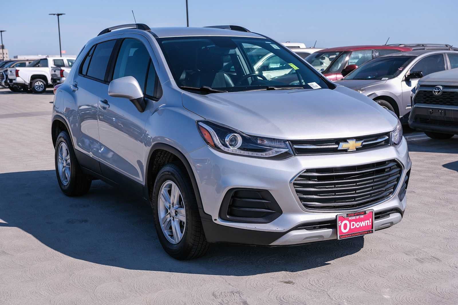 Used 2022 Chevrolet Trax LT w/ Driver Confidence Package AWD/4WD image 3