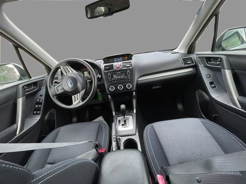 Used 2014 Subaru Forester 2.5i Premium w/ All-Weather Package AWD/4WD image 9