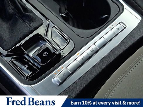 New 2026 Kia Carnival EX image 17