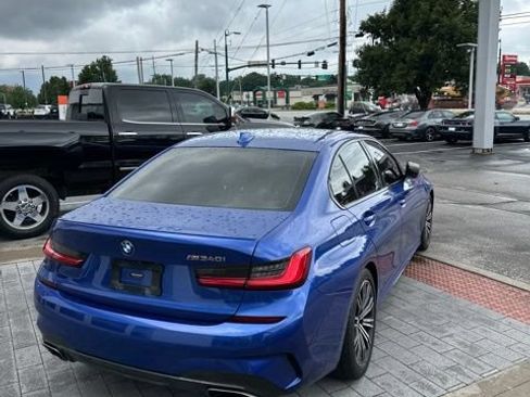 Used 2021 BMW M340i RWD image 11