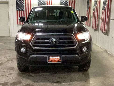 Used 2022 Toyota Tacoma SR5 w/ Black Out Package (TMS) image 17