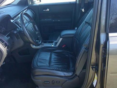 Used 2011 Ford Flex SEL w/ Rapid Spec Order Code image 5