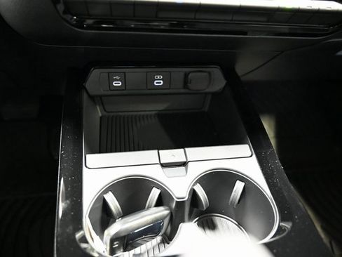 New 2026 Toyota Prius LE image 18