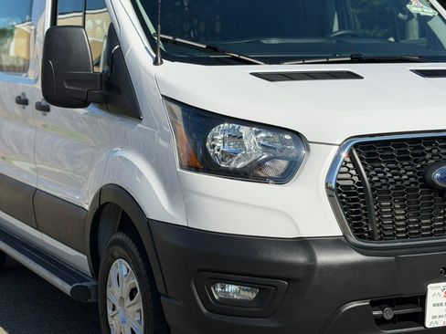 Used 2025 Ford Transit 250 Low Roof w/ Exterior Upgrade Package RWD image 19