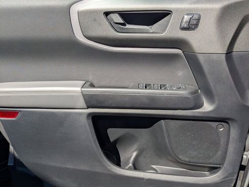 Used 2025 Ford Bronco Sport Badlands image 11