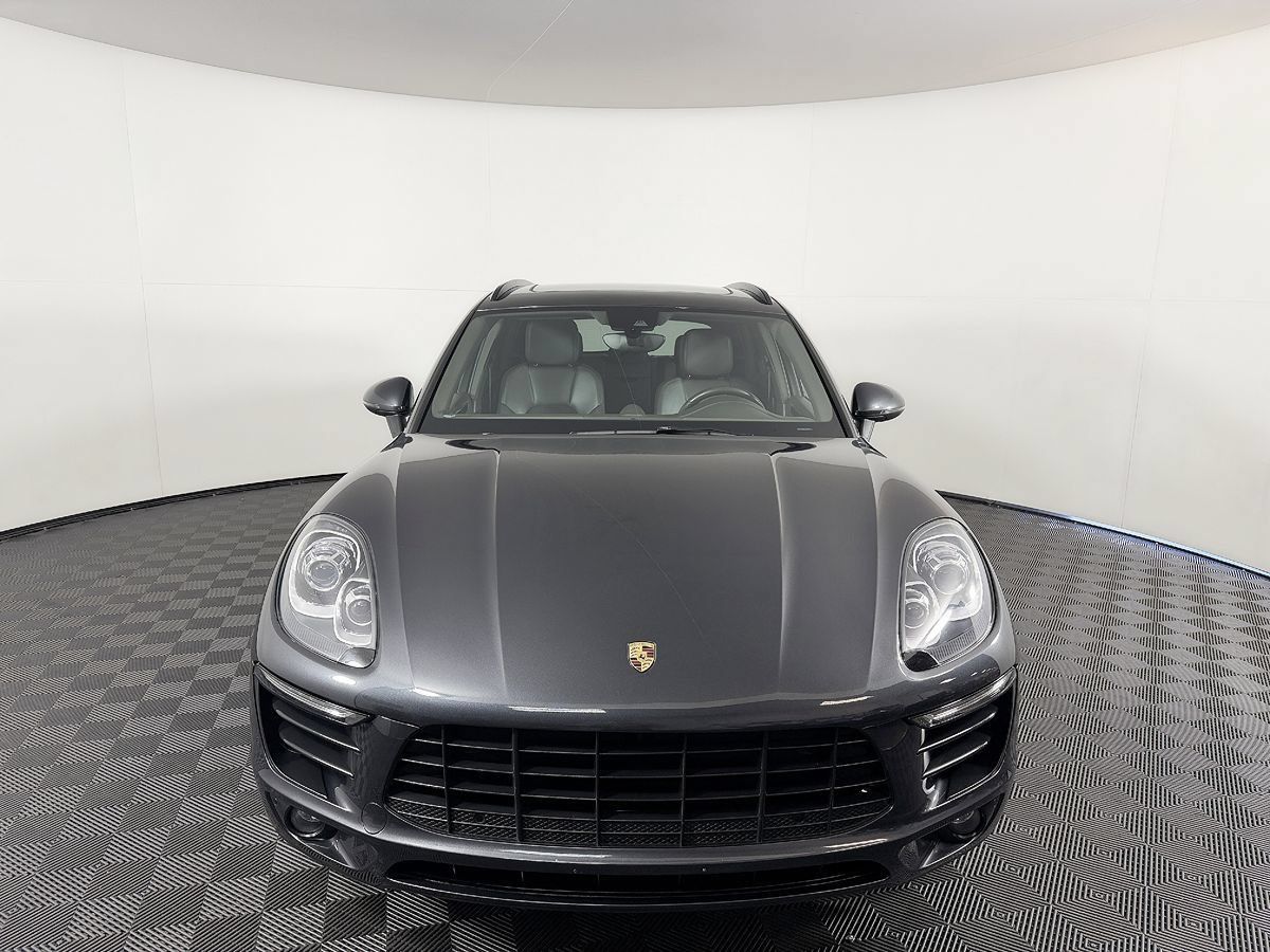 Used 2017 Porsche Macan AWD/4WD image 4