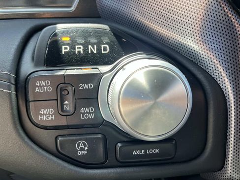 Used 2020 RAM 1500 Limited AWD/4WD image 38