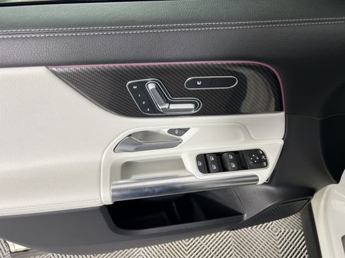 Certified 2022 Mercedes-Benz GLA 45 AMG 4MATIC image 18