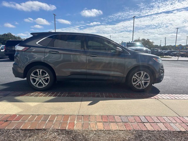 Used 2018 Ford Edge Titanium w/ Equipment Group 301A AWD/4WD image 5
