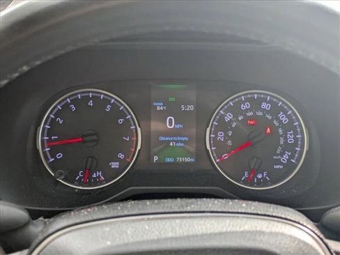 Used 2020 Toyota RAV4 XLE Premium FWD image 9
