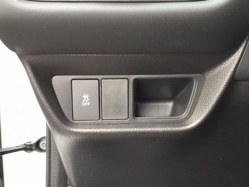 Certified 2026 Honda HR-V LX image 19