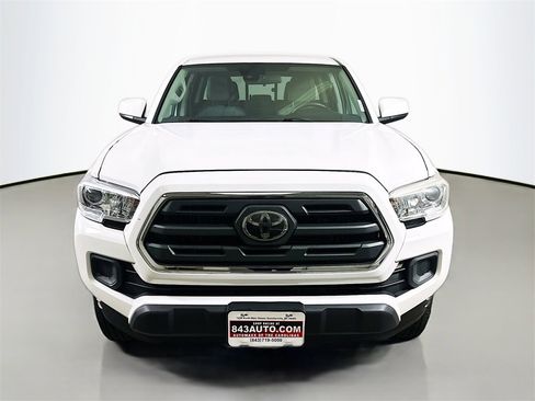 Used 2019 Toyota Tacoma SR w/ SR Convenience Package image 2