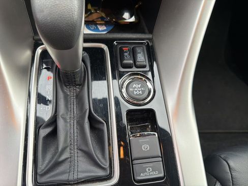 Used 2023 Mitsubishi Eclipse Cross SEL image 12